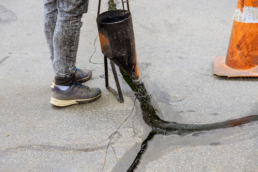 Asphalt Repair - Sealcoating